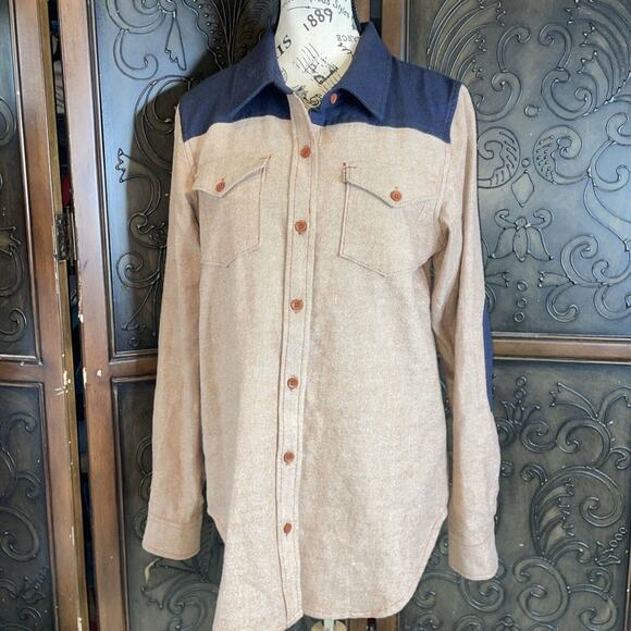 Kavu Women's Flannel‎ Button up Shirt Size S - Picture 1 of 5